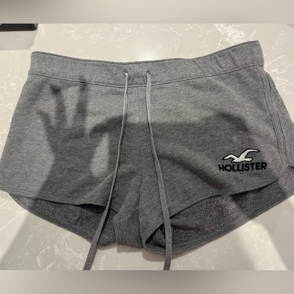 HOLLISTER gray lounge shorts - Picture 4 of 6
